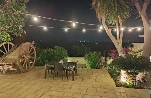 Torricella House | Experience Antica Dimora: Pet-Friendly Retreat with Hot Tub