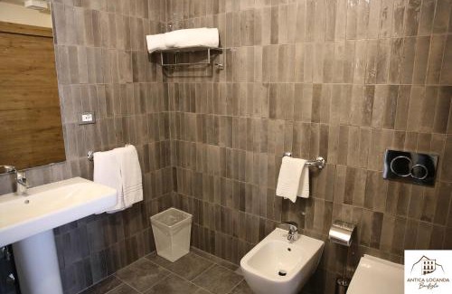 Busana Hotel | Pet-Friendly Stay at Antica Locanda Bonfiglio - 10/10 Rated