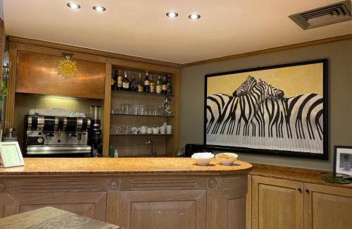 Castel Maggiore Hotel | Discover Antica Locanda Il Sole: Pet-Friendly Retreat