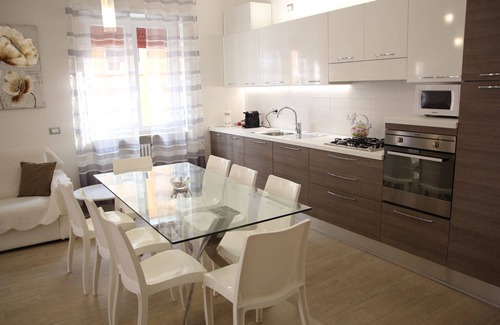 Cittadella Apartment | Discover Antica Loggia: Historic Comfort with Top Amenities
