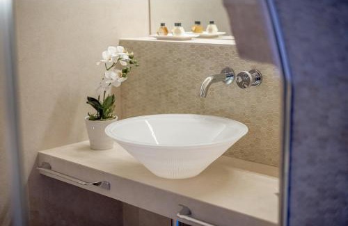 Sasso Caveoso House | Oceanfront Bliss at Antica Torre di Iuso - Rated 9.6/10