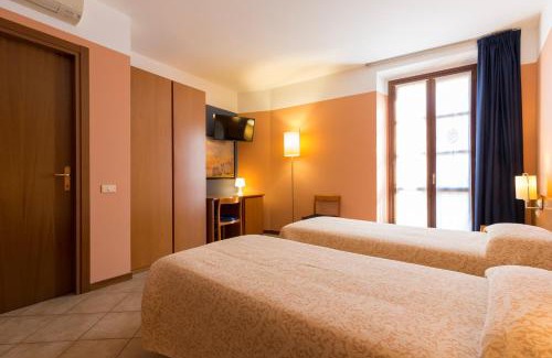 Monza Hotel | Elegant Stay at Antica Trattoria dell'Uva with Great Amenities