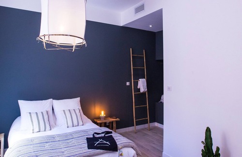 Quartier Administrations House | Indulge at Antichambre: Spa, Breakfast & Perfect Rating