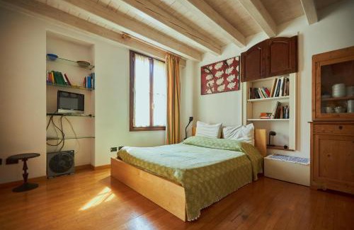 Bassano del Grappa Apartment | Discover Antiche Mura - Bassano Dieda: Pet-Friendly Stay