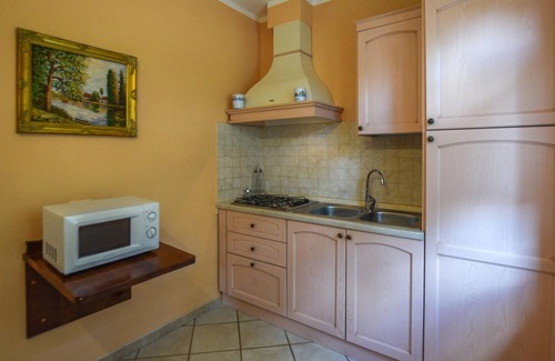 Sorano Apartment | Cozy 2-Bedroom Retreat in Sorano with Pool & Spa