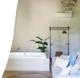 Orvieto Resort | Experience Antichi Casali with Ocean Views and Hot Tub