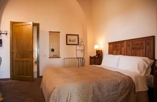 Calatabiano House | Explore Antico Borgo Etneo Agriturismo with Ocean Views