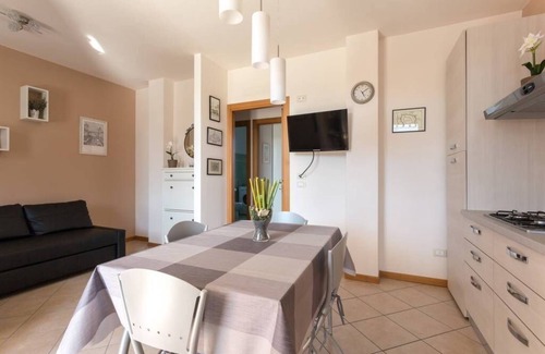 Lugana Apartment | Enchanting Antique Oak Sirmione with Pool & Ocean Views
