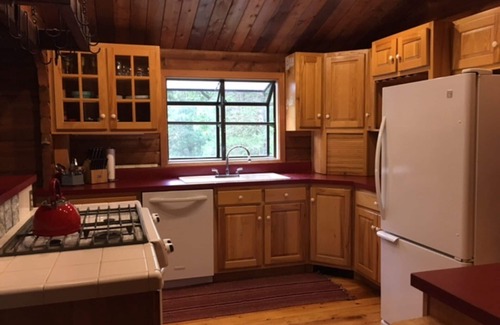 Keedysville Cabin | Serene Antietam Creek Cabin with Pool and Spa Amenities