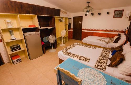 El Cuyo Cabin | Cozy Antigua Lodge Steps from the Sandy Beach