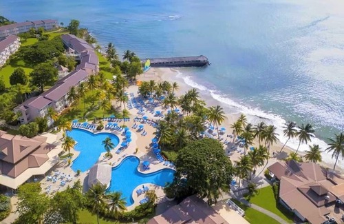 Mamora Bay Apartment | All-Inclusive Antigua Resort Condo with Oceanfront Pool