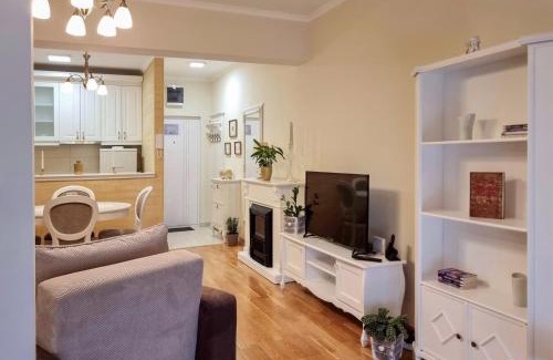 Stara Pazova Apartment | Top-Rated Antik Apartman: Ideal for Families and Relaxation