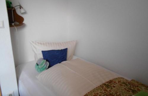Vetschau/Spreewald Apartment | Cozy Antik Apartments in Spreewald/Vetschau with Ocean View