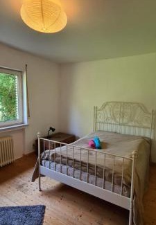Kalletal Apartment | Discover Antikhüttchen: Family-Friendly Getaway Awaits