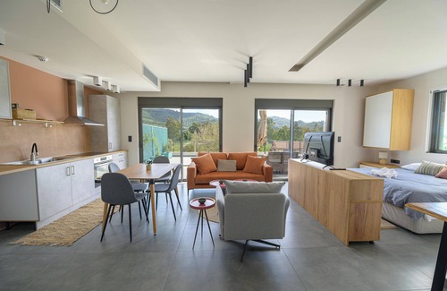 Archea Pissa Villa | Discover Antinea Olympian Villa West Studio with Spa & Breakfast