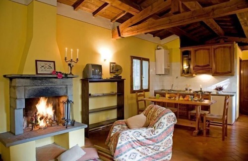 Pratovecchio House | Spacious Holiday House Pratovecchio for Groups Up to 14