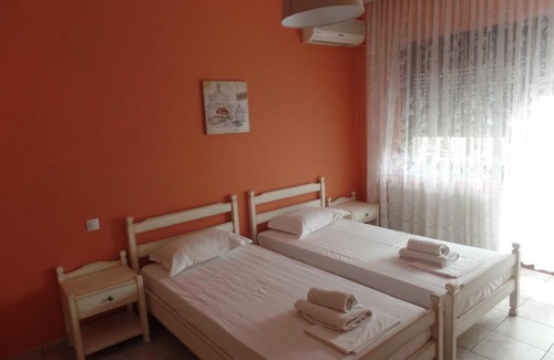 Olymbiaki Akti Apartment | Discover Antique The Hotel: Pet-Friendly & Family Ready