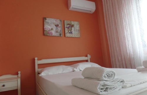 Olymbiaki Akti Apartment | Discover Antique The Hotel: Pet-Friendly & Family Ready