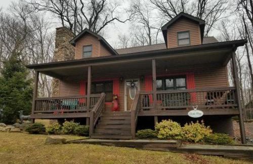 Alpine Lake House | Discover Antler Ridge - Family-Friendly with Pool Access