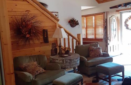 Alpine Lake House | Discover Antler Ridge - Family-Friendly with Pool Access