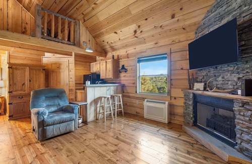 Branson Cabin | Antler Summit Trio - For 16
