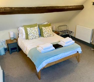 Abbots Bromley Bed & Breakfast | Cozy Antlers Bed and Breakfast: Rated 9/10 with Family Perks