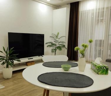 Stefanestii de Jos Apartment | Top-Rated Antonia's Cozy Studio with Pool & Family Fun