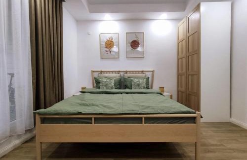 Stefanestii de Jos Apartment | Top-Rated Antonia's Cozy Studio with Pool & Family Fun
