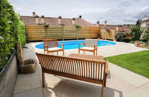 Saltara Villa | Experience Antonietta: Family-Friendly with Pool Access