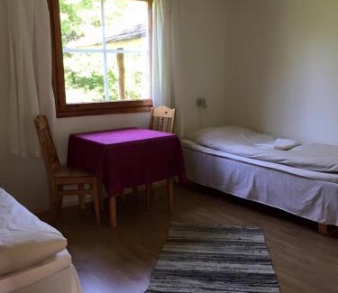 Kokar House | Pet-Friendly Retreat at Antons Gästhem for Families