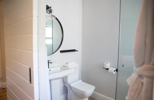 Three Anchor Bay Hotel | Antrim House by Totalstay