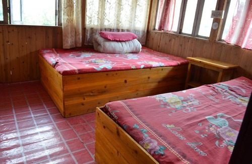 Namsaling House | Discover Antu Cottage: Family-Friendly with Breakfast Perks