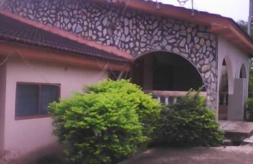 Anfoega House | Discover Comfort at Anum Royal Guest House with Breakfast