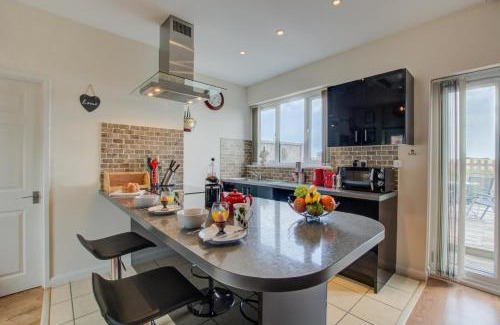 Irstead House | Discover Anvil Cottage: Pet and Child Friendly Retreat