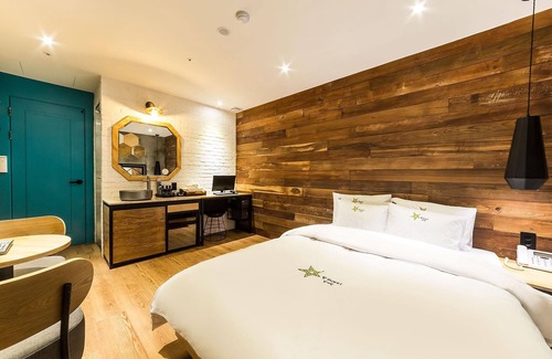 Anyang Hotel | Eco-Friendly Stay at Anyang Beomgye Byeol Hotel
