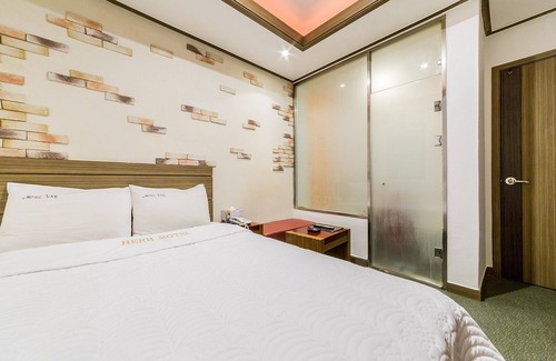Anyang Hotel | Eco-Friendly Getaway at Anyang Hub with Family Amenities