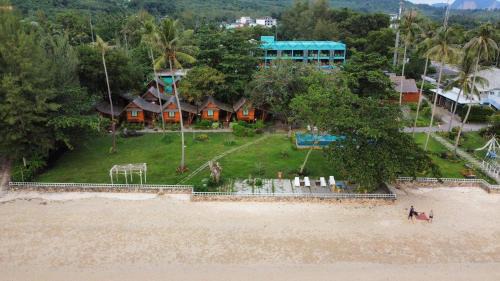 Nong Thale Resort | Relax at Anyavee Krabi Beach Resort with Oceanfront Views