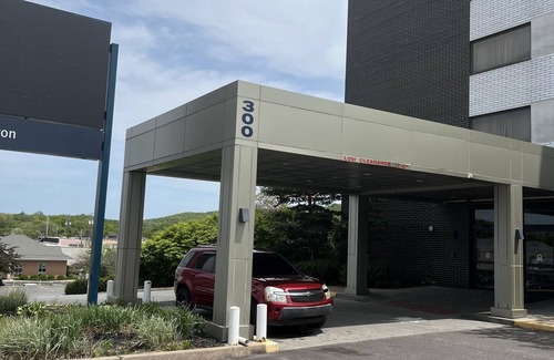 Scranton Hotel | Cozy ANZ Hotels Scranton: Pool, Breakfast & Family-Friendly