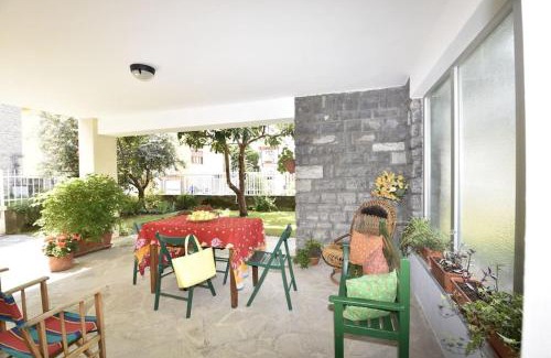 Lecco House | Top-Rated Anzio 9 Guest House: Child-Friendly Retreat