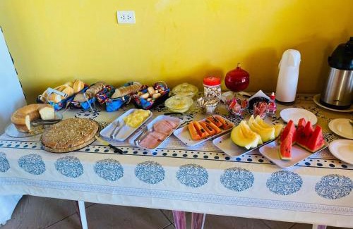 Sao Francisco da Praia House | Budget-Friendly Ao Mare: Pool, Breakfast & Family Fun