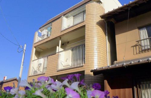 Ritsurin Cho Apartment | Family-Friendly Retreat at Aoisora Aoiumi Guest House