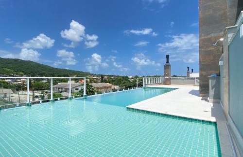 Campeche Central Apartment | Stylish Getaway at Apê Cheio de Estilo - Campeche