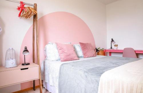 Jardim Leblon Apartment | Stylish Retreat at Lindo Apt no Jd das Américas - Poolside Fun