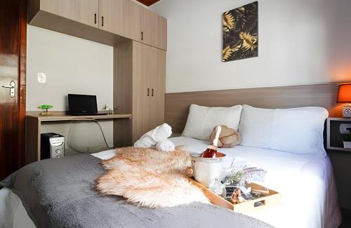 V Cristina Apartment | Comfortable 2-Bedroom Apartment Near Parque das Cerejeiras