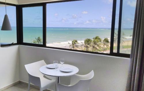 Cruz das Almas Apartment | Seaside Flat Vista Mar - Family-Friendly with Top Ratings