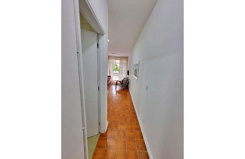 Jardim Centenario Apartment | Comfortable 2-Bedroom Suite in Enseada Near the Beach