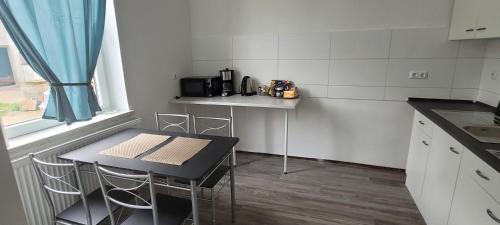 Ausleben Apartment | Cozy 2-Bedroom Apartment Near Helmstedt & Oschersleben