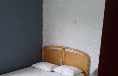 Downtown Ubatuba Apartment | Cozy 2-Bedroom Apartment Near Praia Grande with Pool