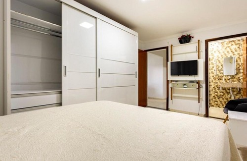 Vicente Pires House | Spacious Suite with Full Kitchen & High-Speed Wi-Fi