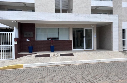 Toninhas Apartment | Inviting Apartment with Pool, 400m from the Beach